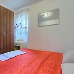 旅馆 Hostel Pula