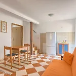 Hostel Pula 普拉