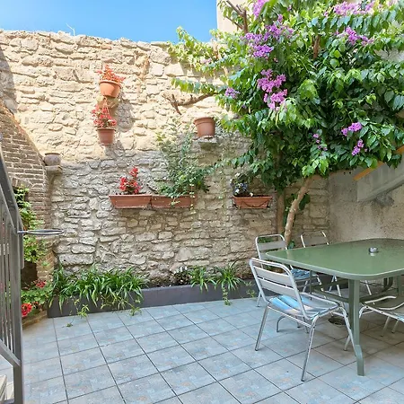 Hostel Pula Πούλα