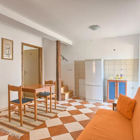 Hostel Pula Πούλα