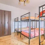 אכסניה Hostel Pula *