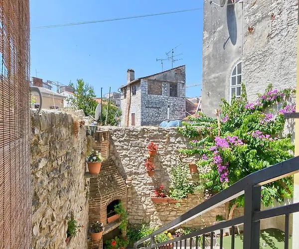 Hostel Pula Albergue