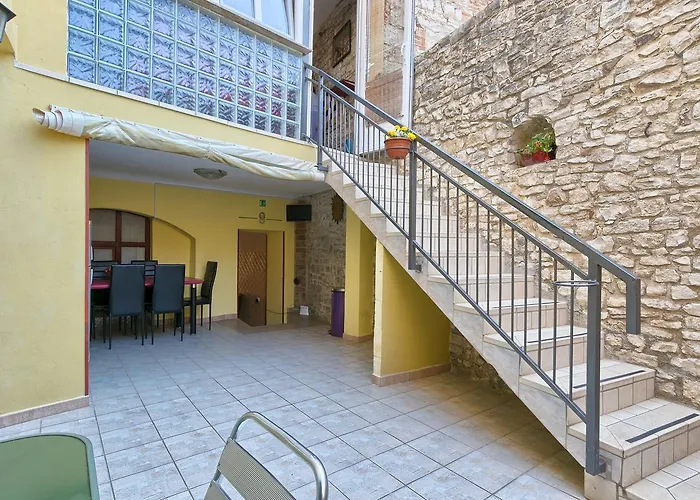 Hostel Pula Albergue Pula