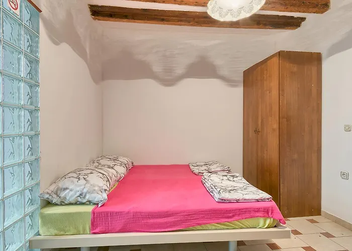 Albergue Hostel Pula