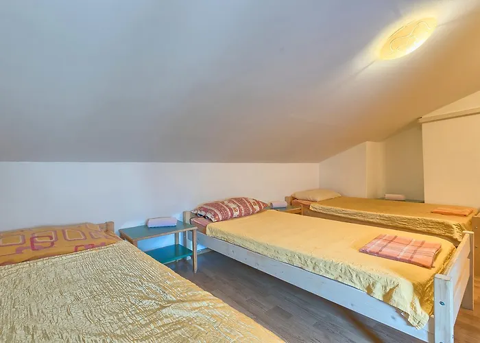 Albergue Hostel Pula *